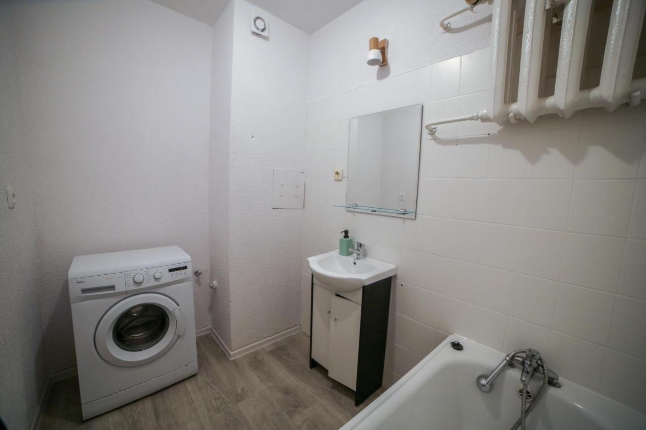Pokoje Blisko Starego Miasta - Rooms For Rent グダニスク エクステリア 写真